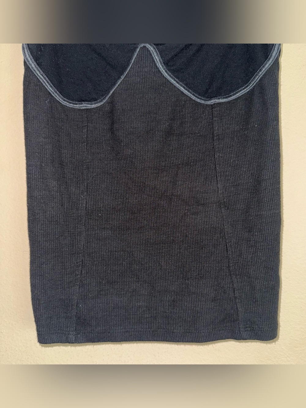 Black Slim Ribbed Tank Top with Contrast Trim - Women - Picture 5 of 11
